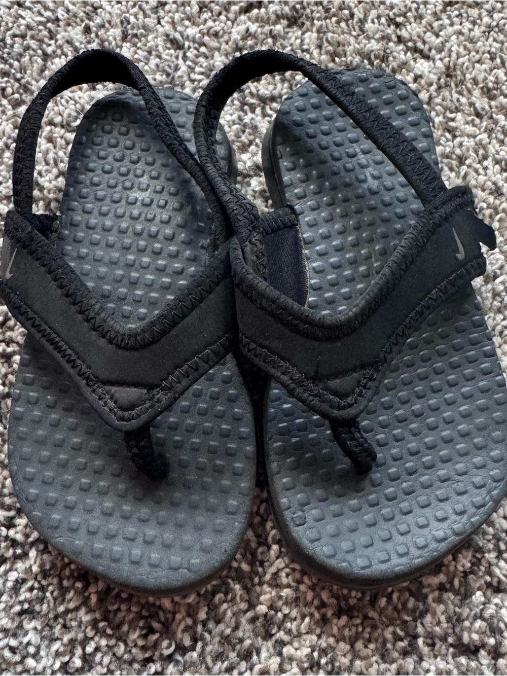 Nike Kids' Black Thong Sandals - Comfortable Everyday Wear